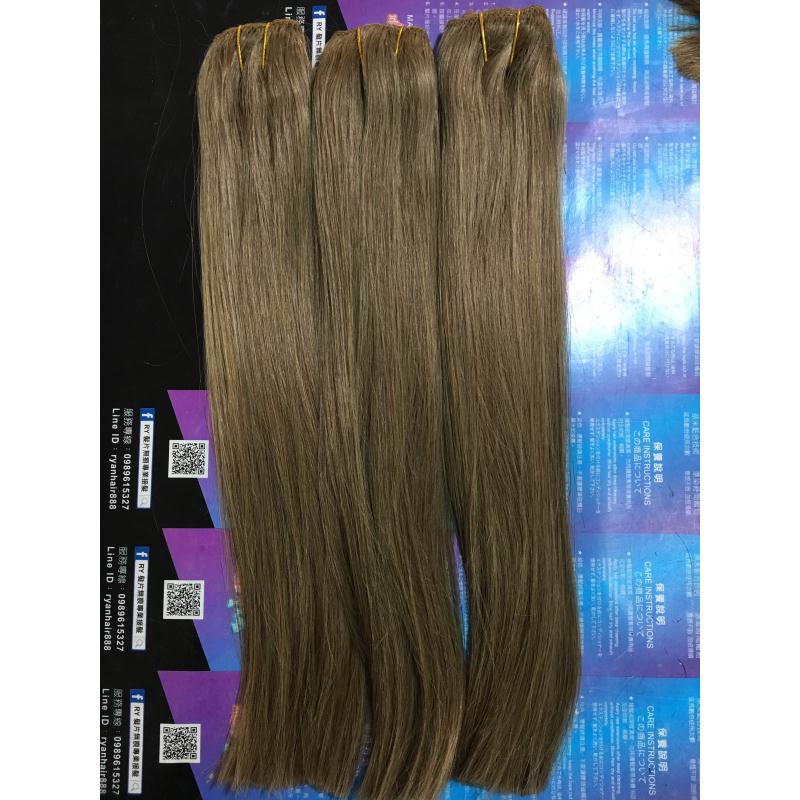 Quad Weft Clip in Hair